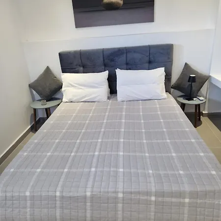 Apartamento Small Anna&sofos *