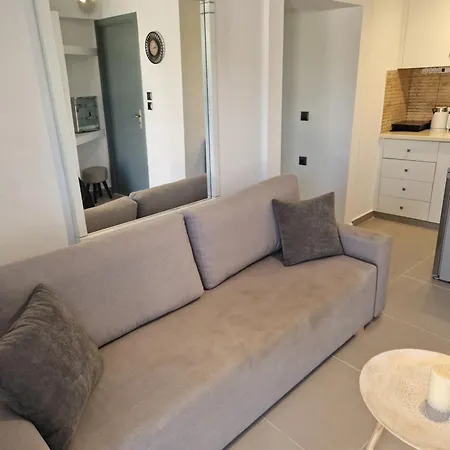Small Anna&sofos Apartment